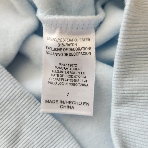 Strawberry Shortcake Kids Crewneck Sweatshirt NWT – Light Blue🍓🌈 - Picture 10 of 13